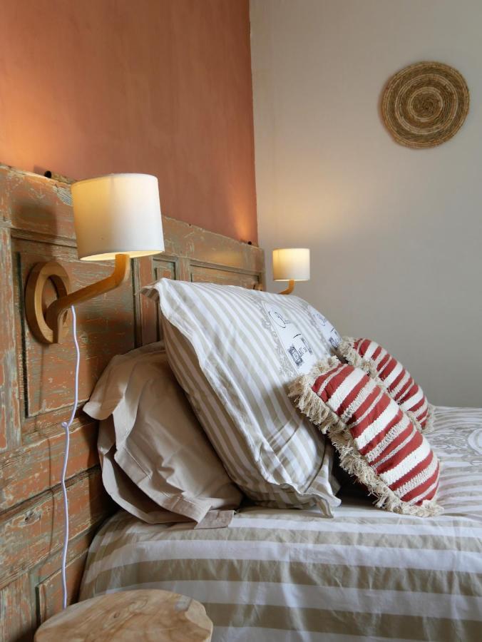 Chambres D'Hotes Les Bruyeres Морон-ле-Ба Екстериор снимка